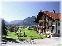 Bauernhaus mit Gstezimmern Leiterhof